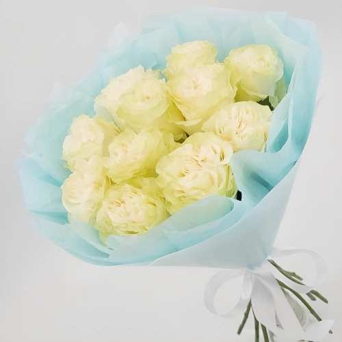 Букет «Кружевное облачко» – 11 белоснежных роз в нежной упаковке Арзамас Нижегородская область