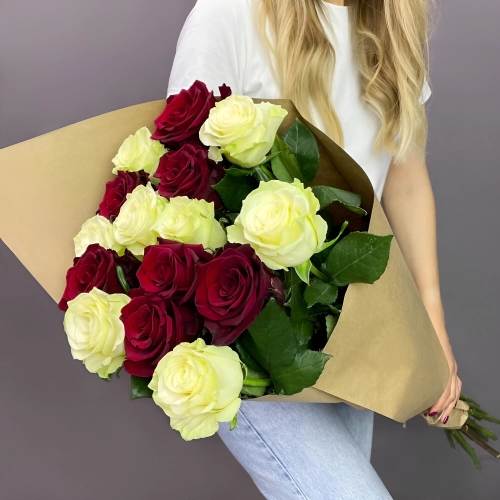 Букет «Инь-Ян» – гармония страсти и чистоты Арзамас Нижегородская область